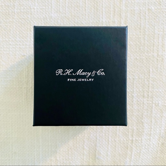 Macy's 14k Gold 1 CTW Diamond Stud Earrings - Picture 8 of 8